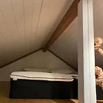 Close To Sea, Central, Rent A Boat, Mountain Hike, Wifi, Free Parking *
