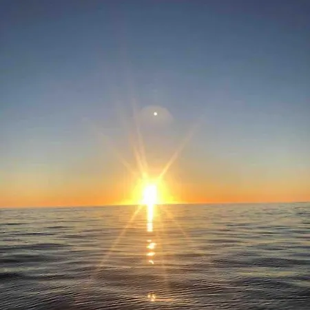 Апартаменты Close To Sea, Central, Rent A Boat, Mountain Hike, Wifi, Free Parking Haug