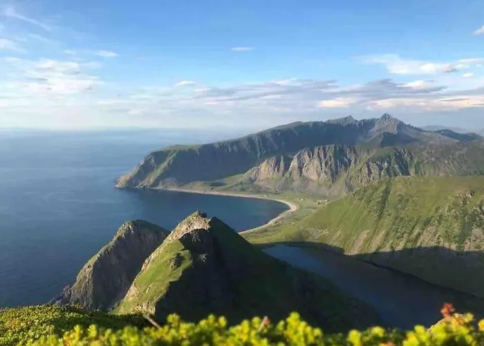 Close To Sea, Central, Rent A Boat, Mountain Hike, Wifi, Free Parking *