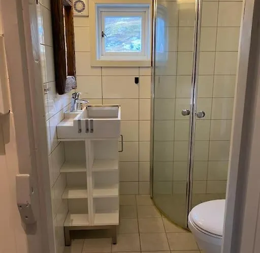 Close To Sea, Central, Rent A Boat, Mountain Hike, Wifi, Free Parking *