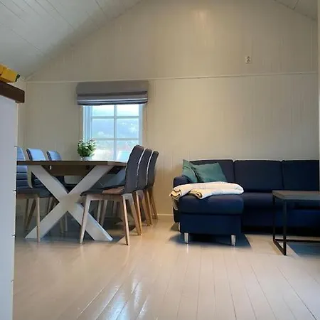 아파트 Close To Sea, Central, Rent A Boat, Mountain Hike, Wifi, Free Parking *